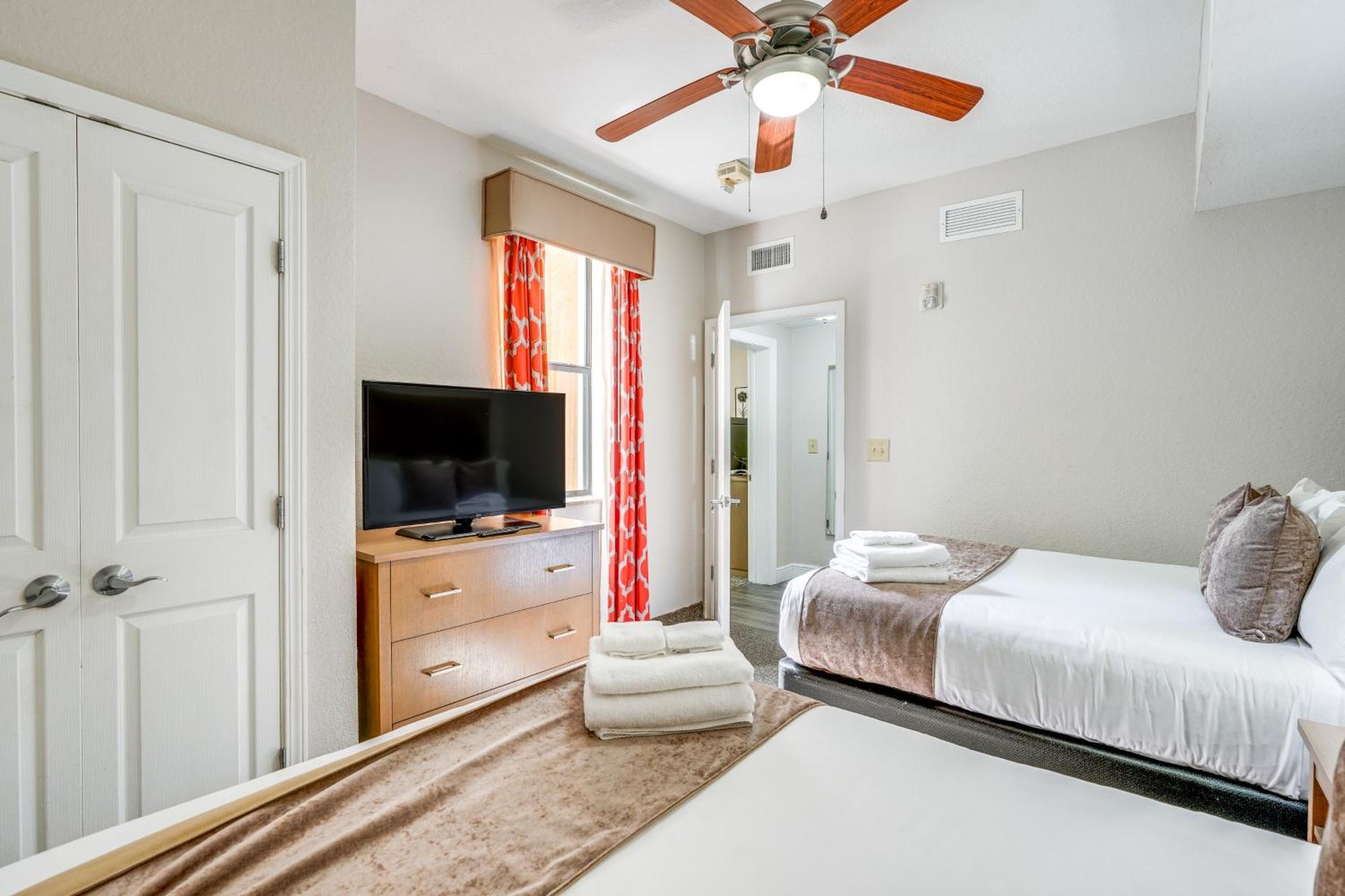 Floridays Resort Condo Less Than 4 Mi To Walt Disney! 올랜도 외부 사진