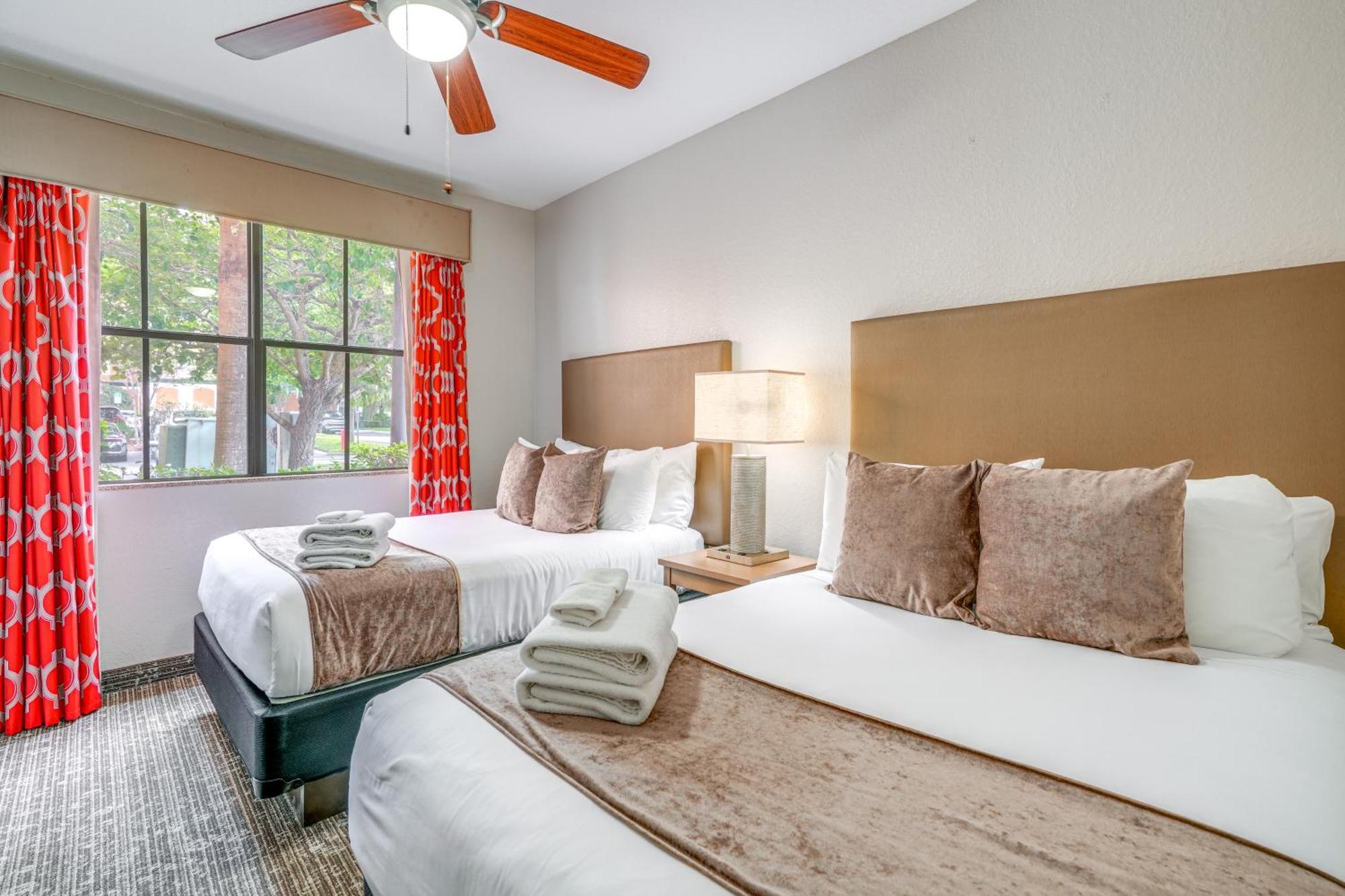 Floridays Resort Condo Less Than 4 Mi To Walt Disney! 올랜도 외부 사진